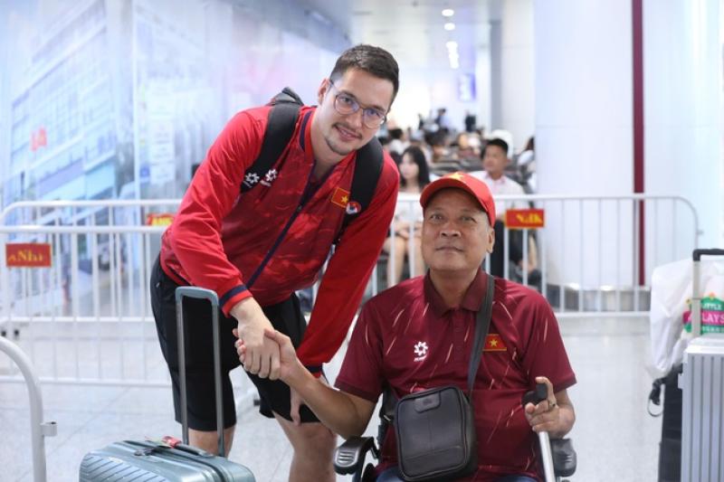 HLV Kim Sang-sik nói gì trước khi tạm biệt đội tuyển Việt Nam, bao giờ hội quân trở lại?- Ảnh 5. HLV Kim Sang-sik nói gì trước khi tạm biệt đội tuyển Việt Nam, bao giờ hội quân trở lại?- Ảnh 5.