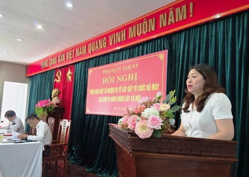 Quảng Nam công bố chức danh bí thư, chủ tịch 4 phường mới - Ảnh 1.
