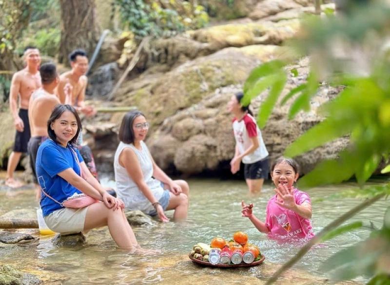 Du lịch trải nghiệm lên ngôi trong mùa hè- Ảnh 1. Du lịch trải nghiệm lên ngôi trong mùa hè- Ảnh 1.