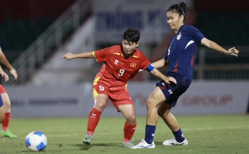U.19 Việt Nam á quân giải Đông Nam Á: 3 lần thất bại trước Thái Lan- Ảnh 1. U.19 Việt Nam á quân giải Đông Nam Á: 3 lần thất bại trước Thái Lan- Ảnh 1.