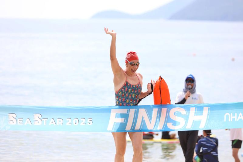 Các kình ngư chinh phục vịnh biển đẹp nhất thế giới tại SeaStar Nha Trang Bay 2025- Ảnh 6. Các kình ngư chinh phục vịnh biển đẹp nhất thế giới tại SeaStar Nha Trang Bay 2025- Ảnh 6.