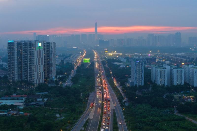 Hai ô tô tông nhau trên cao tốc TP.HCM - Long Thành, giao thông ùn ứ- Ảnh 3. Hai ô tô tông nhau trên cao tốc TP.HCM - Long Thành, giao thông ùn ứ- Ảnh 3.