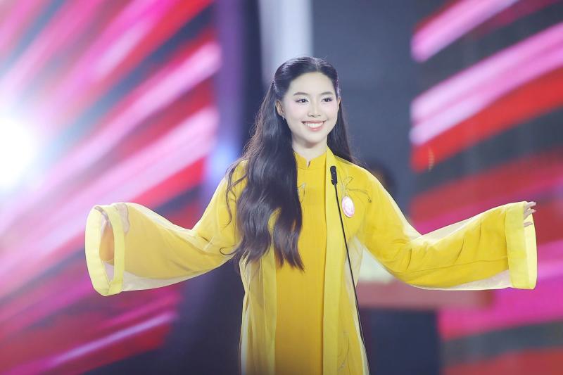 Nhan sắc thiếu úy quân đội vừa trở thành Á hậu Việt Nam 2024- Ảnh 3. Nhan sắc thiếu úy quân đội vừa trở thành Á hậu Việt Nam 2024- Ảnh 3.