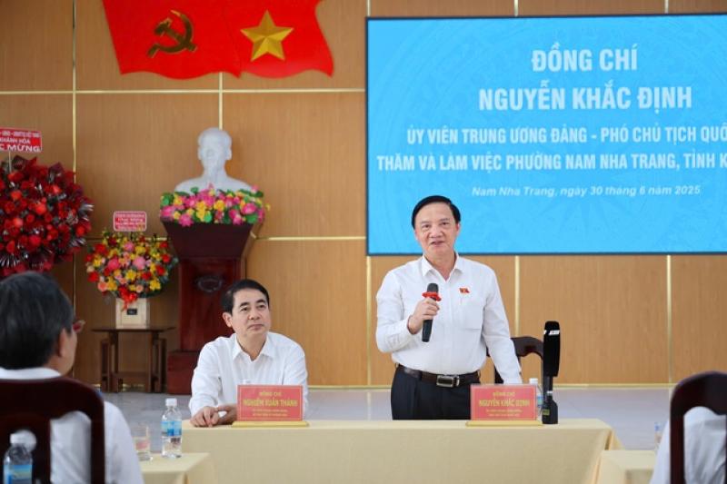 Các phường phải đẩy mạnh chuyển đổi số trong quản lý hành chính- Ảnh 3. Các phường phải đẩy mạnh chuyển đổi số trong quản lý hành chính- Ảnh 3.