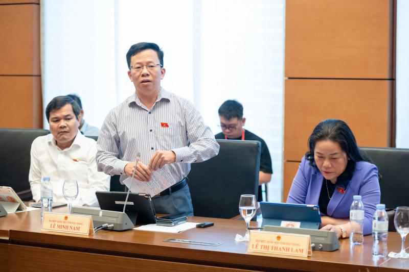 Đề xuất tăng lương cho cán bộ sau khi sáp nhập tỉnh, xã - Ảnh 2.