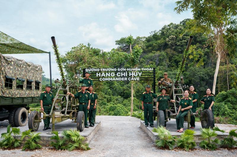 Khám phá ‘Đường Trường Sơn huyền thoại’ giữa lòng Phong Nha - Kẻ Bàng- Ảnh 1. Khám phá ‘Đường Trường Sơn huyền thoại’ giữa lòng Phong Nha - Kẻ Bàng- Ảnh 1.