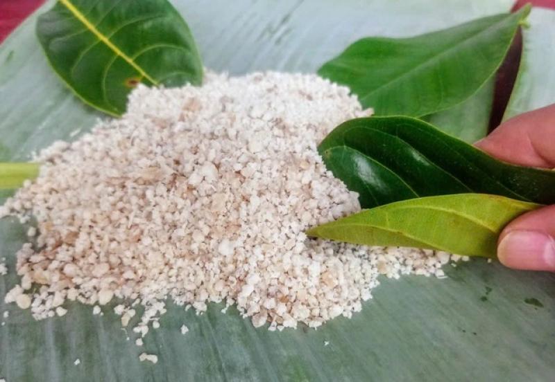 Hương vị quê hương: Ăn khoai chà 'tám' chuyện cũ - Ảnh 1.