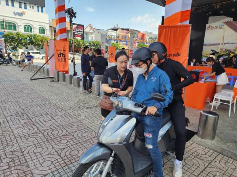 Dat Bike: ‘Đừng FOMO, hãy mua xe điện phục vụ đủ nhu cầu sử dụng’ - Ảnh 1.