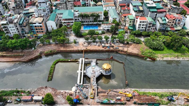Hà Nội gấp rút 'hồi sinh' sông Tô Lịch - Ảnh 4.