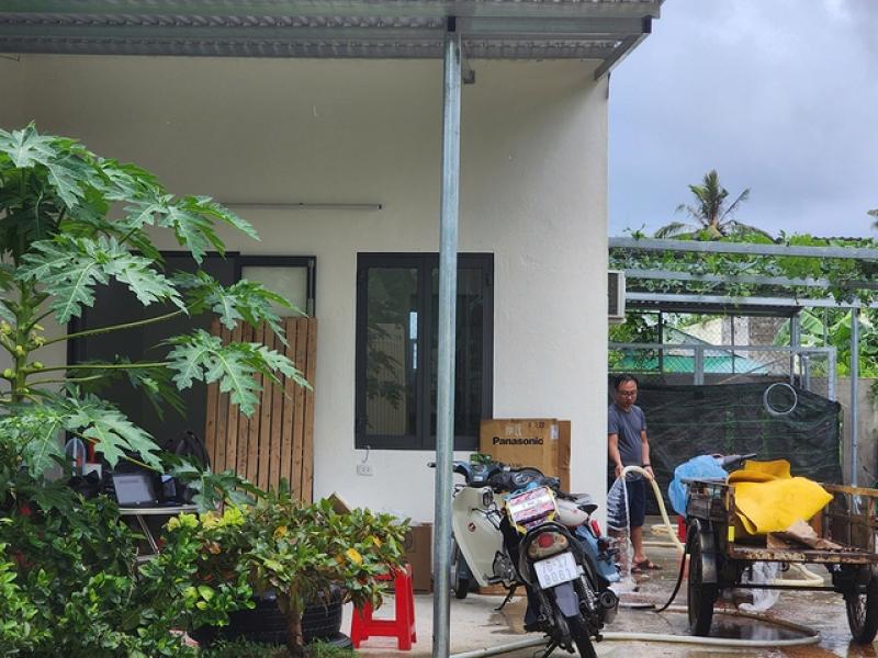 Người Quảng Ngãi nhường nhà miễn phí cho cán bộ Kon Tum giúp ổn định cuộc sống - Ảnh 2. Người Quảng Ngãi nhường nhà miễn phí cho cán bộ Kon Tum giúp ổn định cuộc sống - Ảnh 2.