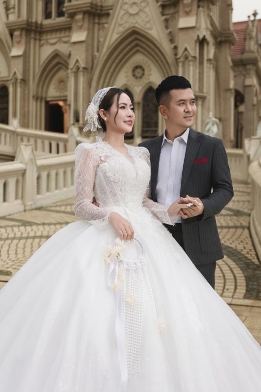 'Bé An' Hùng Thuận tung ảnh cưới, nhan sắc người bạn đời gây chú ý - Ảnh 4.