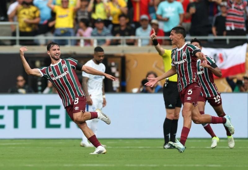 Fluminense viết tiếp chuyện cổ tích, đánh bại Al Hilal: Vào bán kết FIFA Club World Cup - Ảnh 4. Fluminense viết tiếp chuyện cổ tích, đánh bại Al Hilal: Vào bán kết FIFA Club World Cup - Ảnh 4.