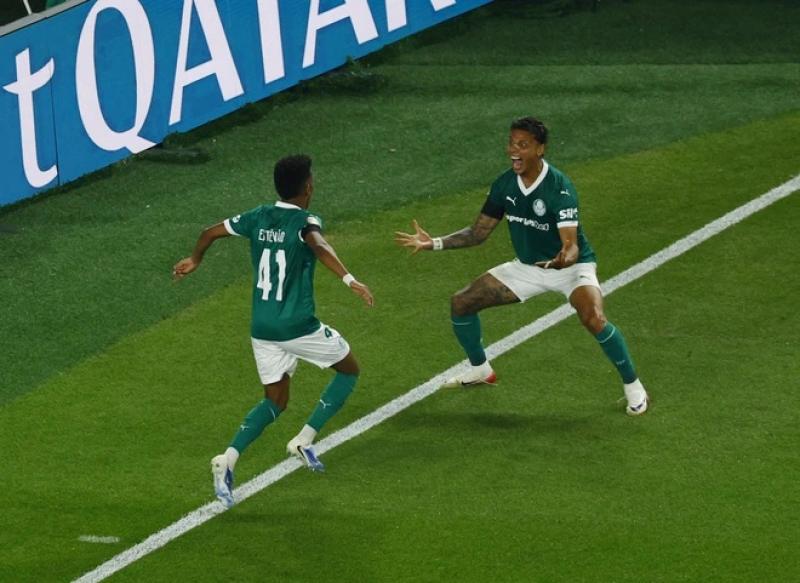 ‘Tiểu Messi’ ghi siêu phẩm, Palmeiras vẫn nhường vé bán kết cho Chelsea: Vì Palmer quá hay- Ảnh 5. ‘Tiểu Messi’ ghi siêu phẩm, Palmeiras vẫn nhường vé bán kết cho Chelsea: Vì Palmer quá hay- Ảnh 5.