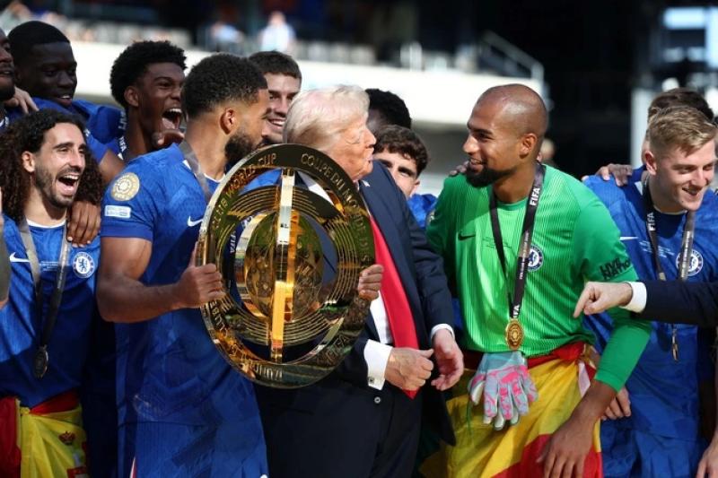 Tổng thống Trump làm điều bất ngờ sau chung kết, Chelsea được thưởng hơn 3.175 tỉ đồng- Ảnh 3. Tổng thống Trump làm điều bất ngờ sau chung kết, Chelsea được thưởng hơn 3.175 tỉ đồng- Ảnh 3.