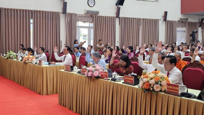 Vĩnh Long bố trí hơn 237 tỉ đồng hỗ trợ cán bộ đi làm xa nhà- Ảnh 1. Vĩnh Long bố trí hơn 237 tỉ đồng hỗ trợ cán bộ đi làm xa nhà- Ảnh 1.