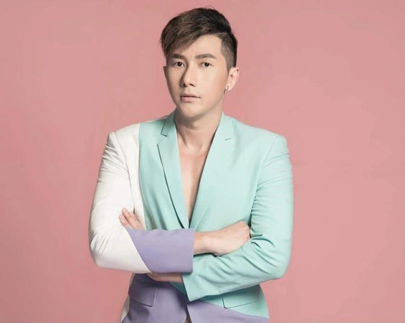 Hoa hậu Đặng Thu Thảo, Phan Thị Mơ tiếc thương cho siêu mẫu Nam Phong - Ảnh 1.