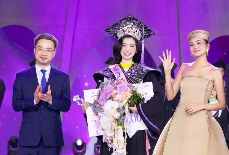 Nữ sinh Trường đại học Y Hà Nội đăng quang Hoa khôi sinh viên Việt Nam 2024 - Ảnh 1.