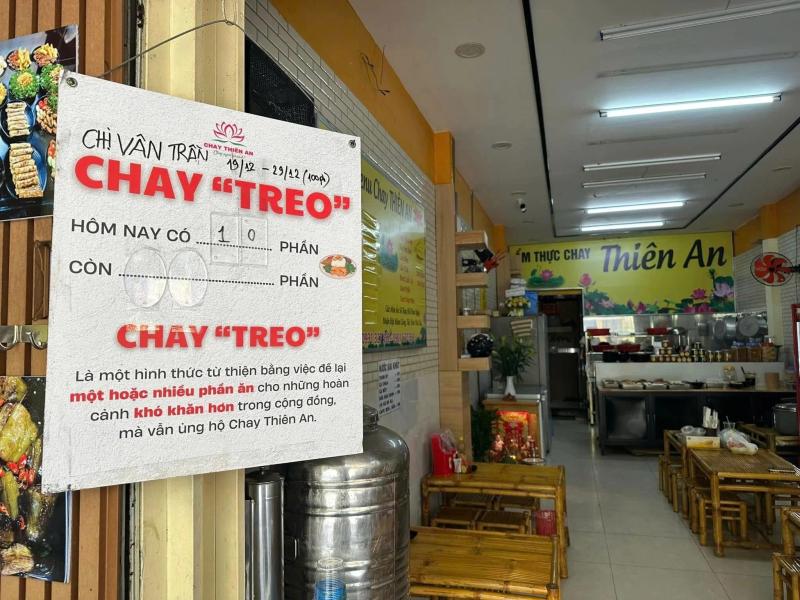 Phường mới ở TP.HCM: Thương sao những quán ăn bán giá 'gì kỳ' - Ảnh 3.