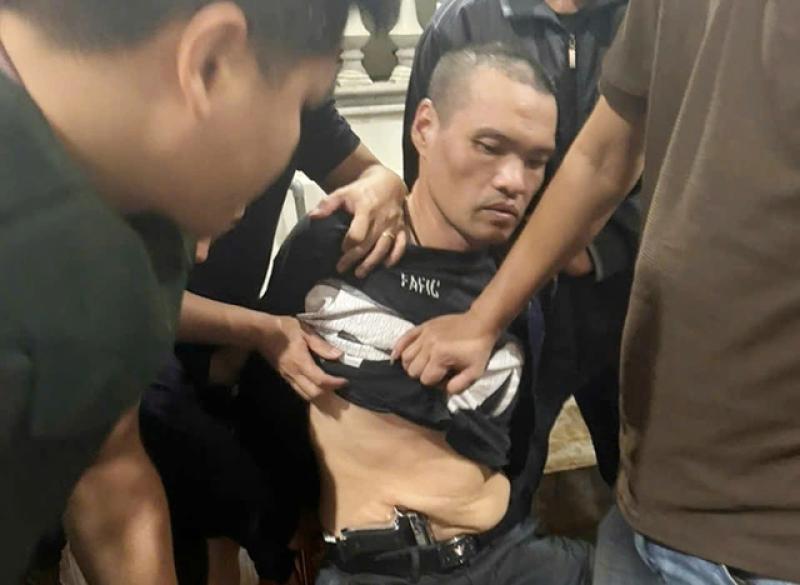 Bắt nghi phạm ma túy, cướp tài sản, tàng trữ súng tại vùng biên Quảng Trị- Ảnh 1. Bắt nghi phạm ma túy, cướp tài sản, tàng trữ súng tại vùng biên Quảng Trị- Ảnh 1.
