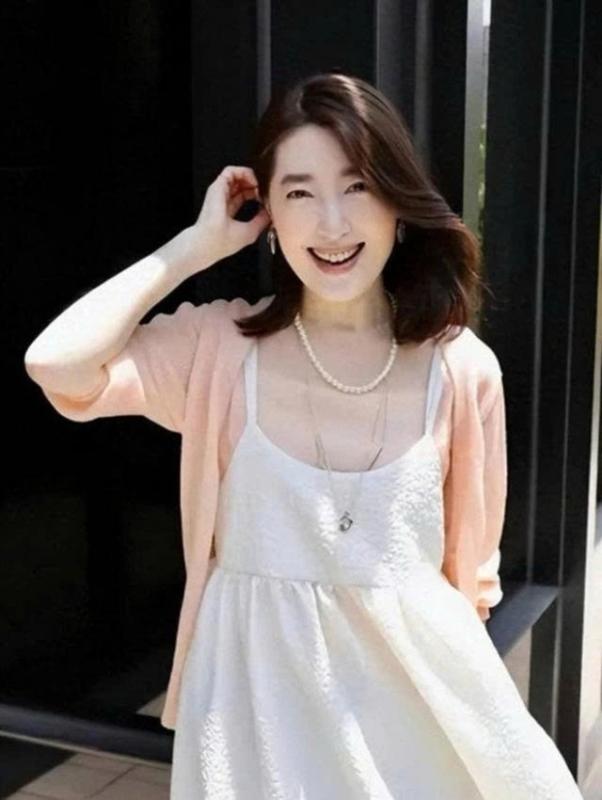 'Ngôi sao phim 18+' châu Á một thời Dương Tư Mẫn phải mở quán mì mưu sinh - Ảnh 4.
