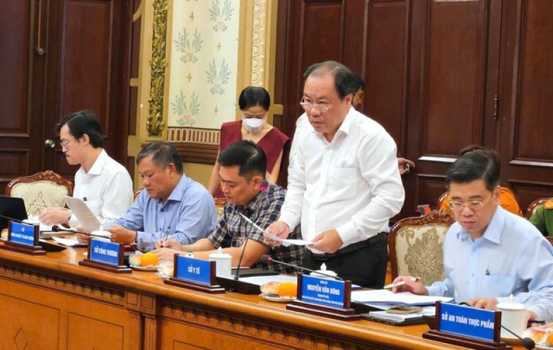 Bất an văn nghệ sĩ, dược sĩ quảng cáo và bán thuốc, thực phẩm chức năng - Ảnh 2.