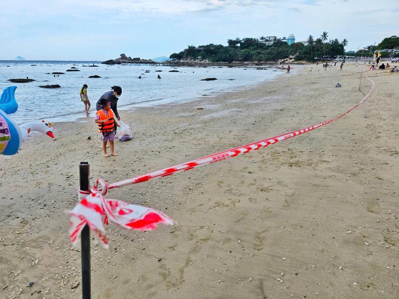 Khánh Hòa tăng cường bảo vệ rạn san hô sát bãi tắm của người dân- Ảnh 6. Khánh Hòa tăng cường bảo vệ rạn san hô sát bãi tắm của người dân- Ảnh 6.