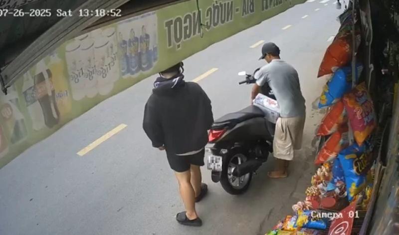 Công an xác minh vụ chủ tiệm tạp hóa tố mua bia bị "lừa" chuyển khoản - Ảnh 1.