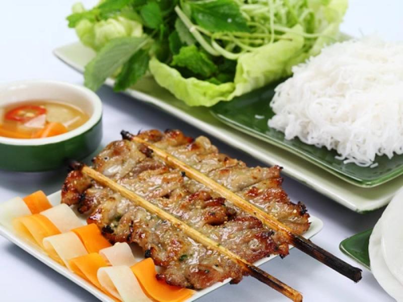 Ẩm thực Việt 'bỏ túi' thêm danh hiệu tuyệt vời hàng đầu thế giới - Ảnh 1. Ẩm thực Việt 'bỏ túi' thêm danh hiệu tuyệt vời hàng đầu thế giới - Ảnh 1.