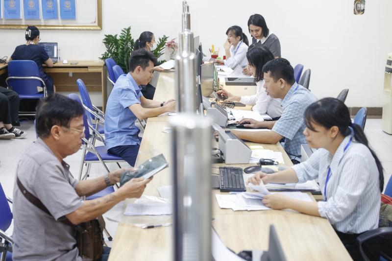 UBND P.Kim Liên Ưu tiên người dân khi triển khai chính quyền địa phương 2 cấp - Ảnh 4. UBND P.Kim Liên Ưu tiên người dân khi triển khai chính quyền địa phương 2 cấp - Ảnh 4.