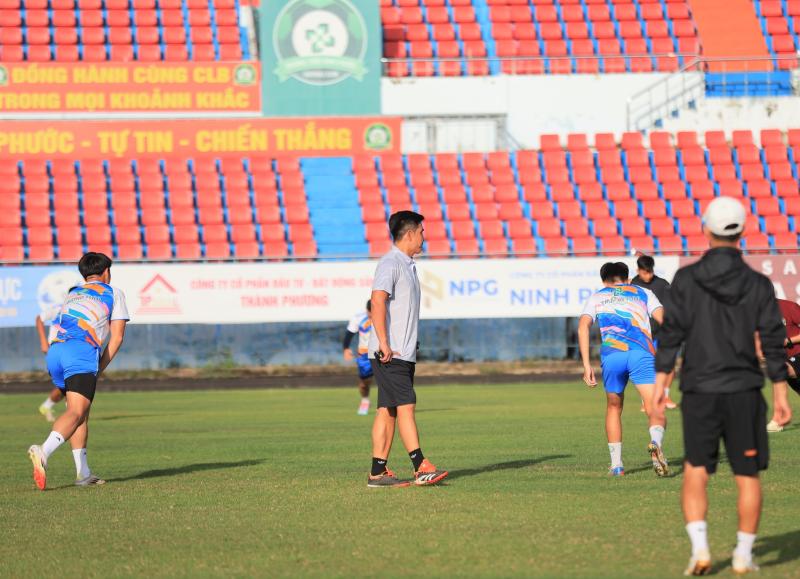 Công Phượng được đồn đá V-League sớm, HLV Việt Thắng 'tậu' 2 sao U.23 Việt Nam- Ảnh 3. Công Phượng được đồn đá V-League sớm, HLV Việt Thắng 'tậu' 2 sao U.23 Việt Nam- Ảnh 3.