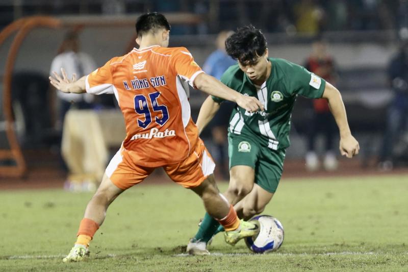 CLB Bình Phước: Hướng đến V-League bằng tình yêu và bản sắc người hâm mộ- Ảnh 2. CLB Bình Phước: Hướng đến V-League bằng tình yêu và bản sắc người hâm mộ- Ảnh 2.