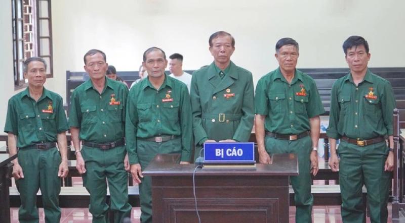 Tòa tiếp tục hoãn xét xử vụ 6 cựu chiến binh kêu oan sau khi ra tù - Ảnh 1.