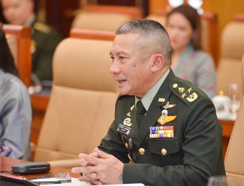 Đại tướng quân đội Thái Lan đánh giá cao chính sách quốc phòng 'bốn không' của Việt Nam- Ảnh 3. Đại tướng quân đội Thái Lan đánh giá cao chính sách quốc phòng 'bốn không' của Việt Nam- Ảnh 3.