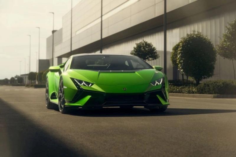 Diogo Jota lái 'mãnh thú' Lamborghini Hurancan mạnh hơn 600 mã lực khi gặp nạn - Ảnh 2.