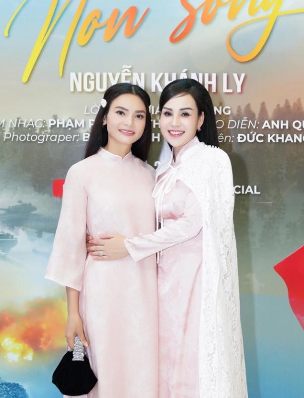 Ca sĩ Khánh Ly tiết lộ về tình bạn với NSND Phạm Phương Thảo- Ảnh 3. Ca sĩ Khánh Ly tiết lộ về tình bạn với NSND Phạm Phương Thảo- Ảnh 3.