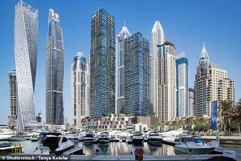 Chụp ảnh tại Dubai có thể khiến bạn bị phạt 150 . 000 USD nếu không cẩn thận - Ảnh 1. Chụp ảnh tại Dubai có thể khiến bạn bị phạt 150 . 000 USD nếu không cẩn thận - Ảnh 1.