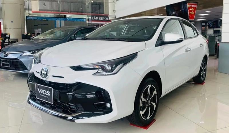 Sedan hạng B dưới 600 triệu đua giảm giá vẫn bán chậm, Toyota Vios hút khách nhất - Ảnh 2.