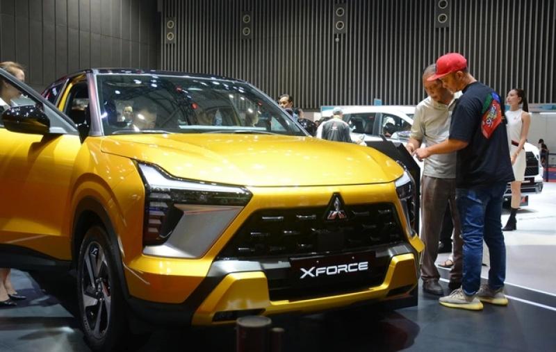 Ô tô nhập khẩu tràn về Việt Nam, gần 70% xe sản xuất ở Thái Lan, Indonesia - Ảnh 1.