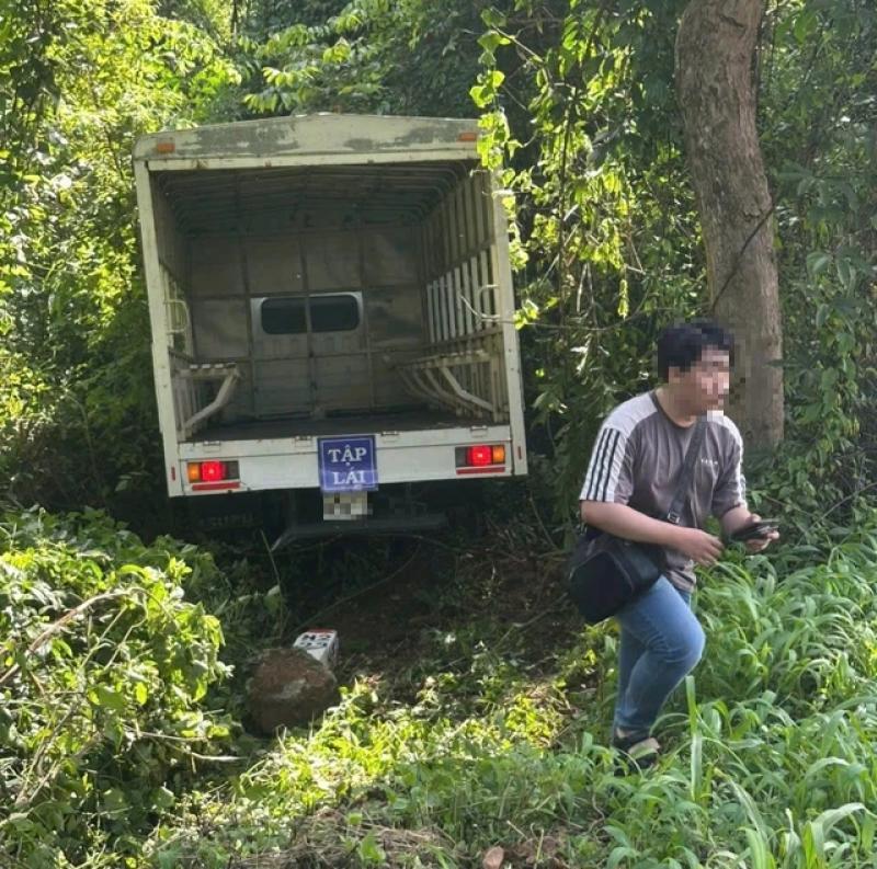 Tây Ninh: Xe tập lái va chạm xe máy, 1 người tử vong tại chỗ- Ảnh 1. Tây Ninh: Xe tập lái va chạm xe máy, 1 người tử vong tại chỗ- Ảnh 1.