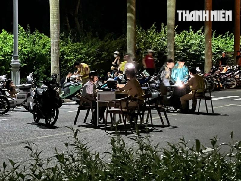 TP.HCM: Hơn chục xe độ trong khu đô thị Sala bị 'tóm' gọn- Ảnh 1. TP.HCM: Hơn chục xe độ trong khu đô thị Sala bị 'tóm' gọn- Ảnh 1.