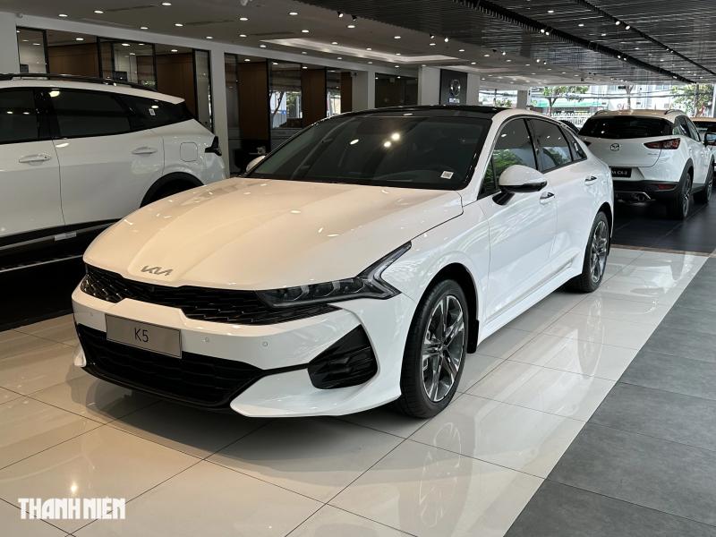 Phân khúc sedan hạng D biến động ra sao sau nửa đầu năm 2025? - Ảnh 1. Phân khúc sedan hạng D biến động ra sao sau nửa đầu năm 2025? - Ảnh 1.