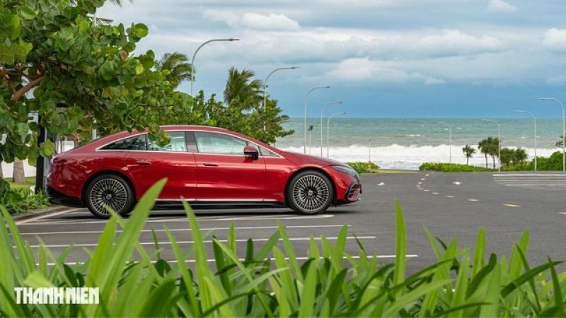 3 mẫu xe điện Mercedes bán tại Việt Nam tạm dừng sản xuất ở Mỹ - Ảnh 1. 3 mẫu xe điện Mercedes bán tại Việt Nam tạm dừng sản xuất ở Mỹ - Ảnh 1.
