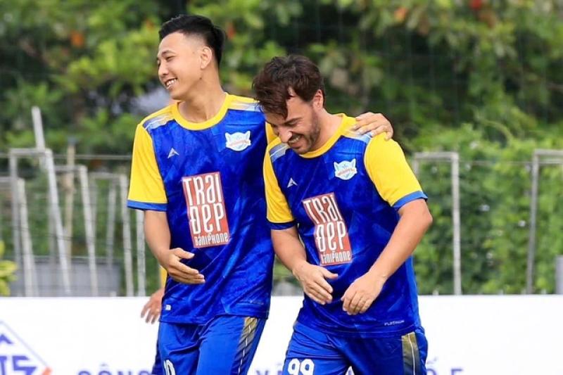 Công Nhậm lập hat-trick, Minh 'nhí' ghi cú đúp tạo kịch tính tại Trường ĐH Đồng Tháp- Ảnh 13. Công Nhậm lập hat-trick, Minh 'nhí' ghi cú đúp tạo kịch tính tại Trường ĐH Đồng Tháp- Ảnh 13.