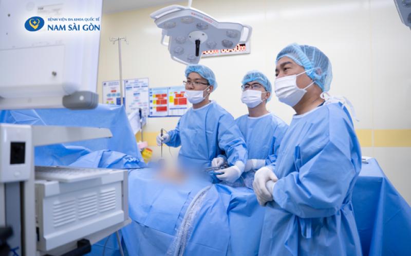 Bệnh nhân 72 tuổi hồi phục ngoạn mục nhờ kỹ thuật kép điều trị - Ảnh 2.