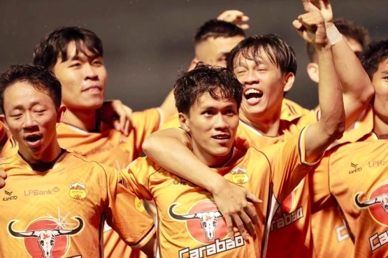 Nổi tiếng bậc nhất Việt Nam, HAGL vẫn ‘trắng sóng’ danh hiệu: Nỗi buồn không của riêng ai!- Ảnh 1. Nổi tiếng bậc nhất Việt Nam, HAGL vẫn ‘trắng sóng’ danh hiệu: Nỗi buồn không của riêng ai!- Ảnh 1.