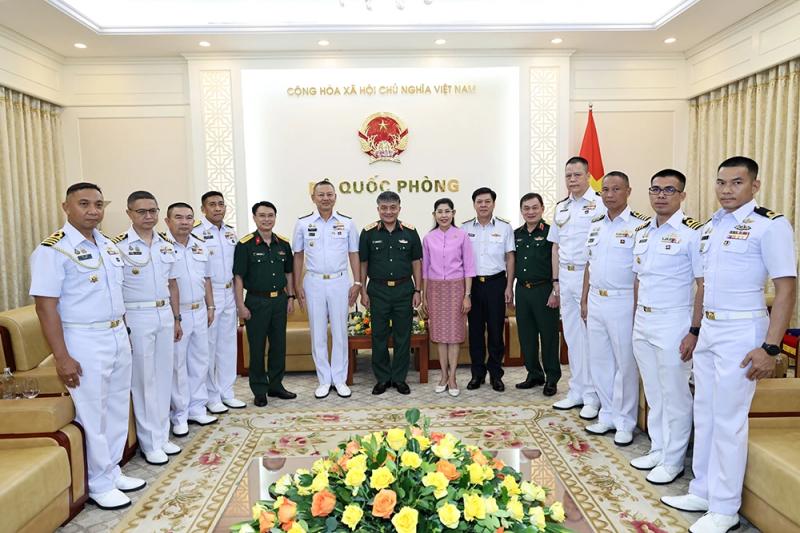 Bộ Quốc phòng ủng hộ hợp tác sâu rộng giữa Hải quân Việt Nam - Thái Lan - Ảnh 2.