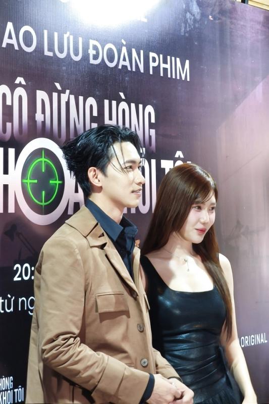 Thúy Ngân ngại khi đóng cảnh tình cảm với Võ Cảnh - Ảnh 1.