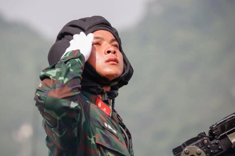 Dàn xe tăng, tên lửa hợp luyện chuẩn bị cho lễ diễu binh Quốc khánh 2.9 - Ảnh 2.