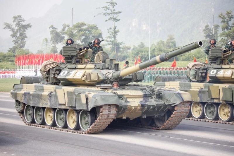 Dàn xe tăng, tên lửa hợp luyện chuẩn bị cho lễ diễu binh Quốc khánh 2.9 - Ảnh 3.