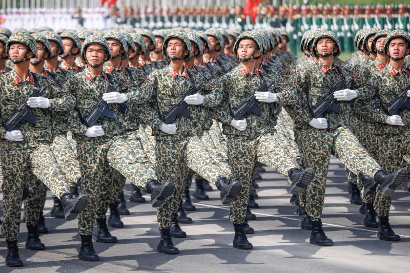 Mãn nhãn buổi diễu binh 15 . 000 Chiến sĩ công an và quân đội hợp luyện - Ảnh 18. Mãn nhãn buổi diễu binh 15 . 000 Chiến sĩ công an và quân đội hợp luyện - Ảnh 18.